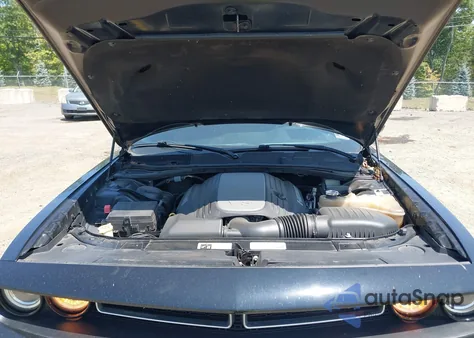 2015 Dodge Challenger R/T z USA, uszkodzony, nr VIN 2C3CDZAT9FH737320